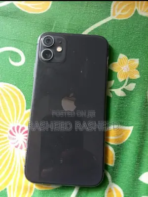 Apple iPhone 11 64 GB Black