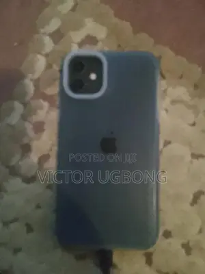 Apple iPhone 11 64 GB Black