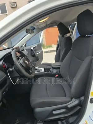 Toyota RAV4 2019 White
