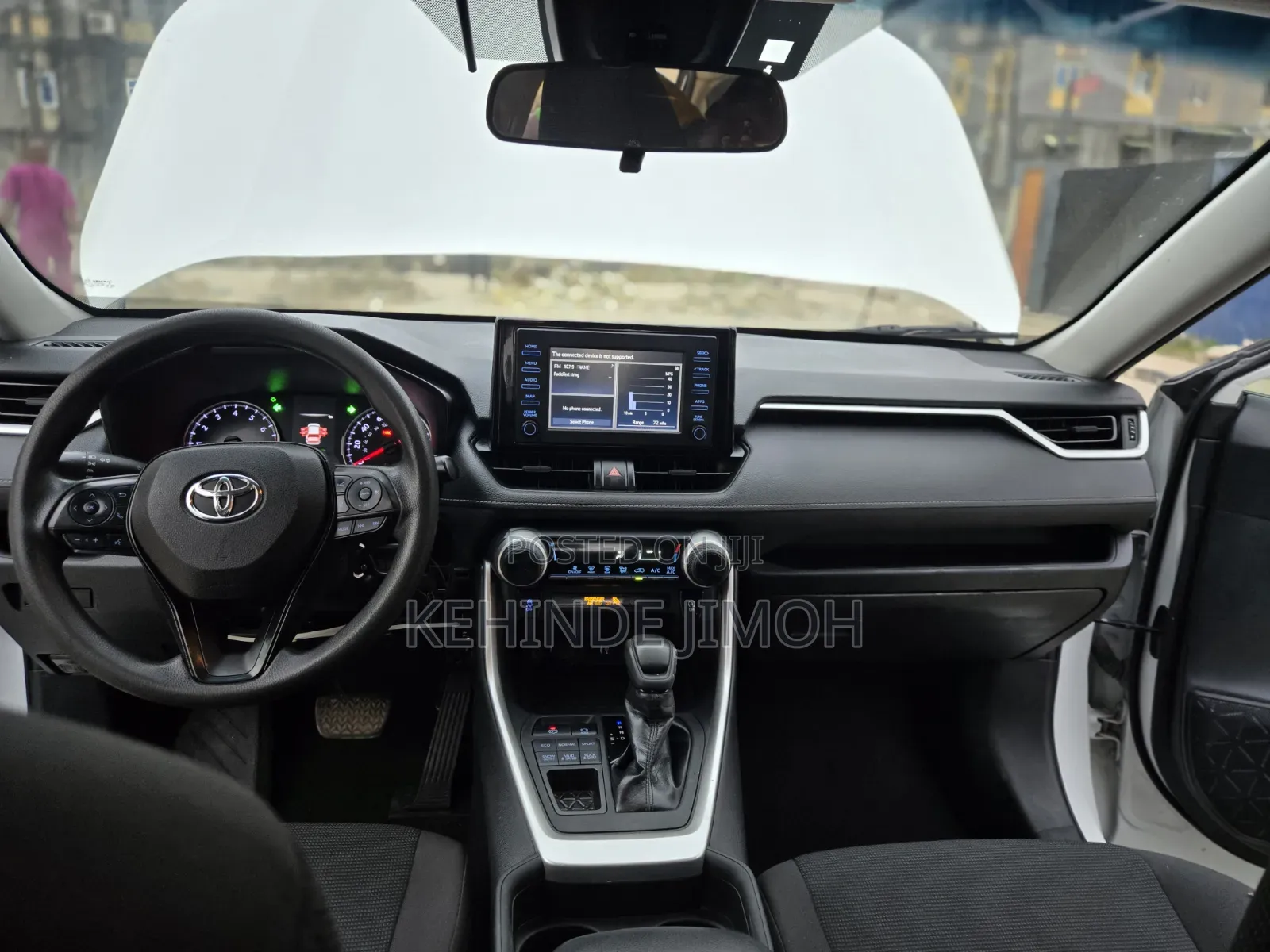 Toyota RAV4 2019 White