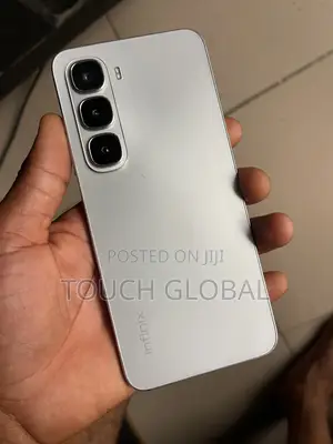 Infinix Hot 60i 128 GB Silver