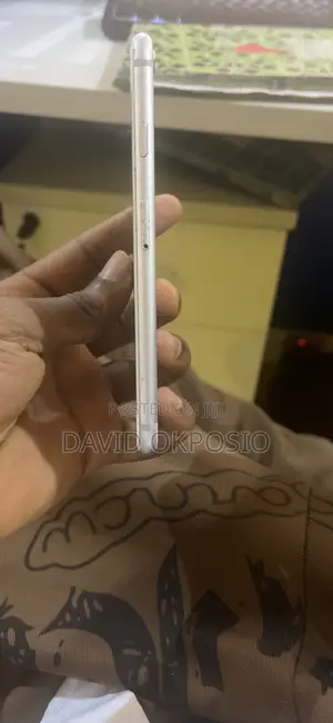 Apple iPhone 6s 64 GB Gray
