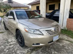 Toyota Camry LE 4dr Sedan (2.4L 4cyl 5A) 2007 Gold