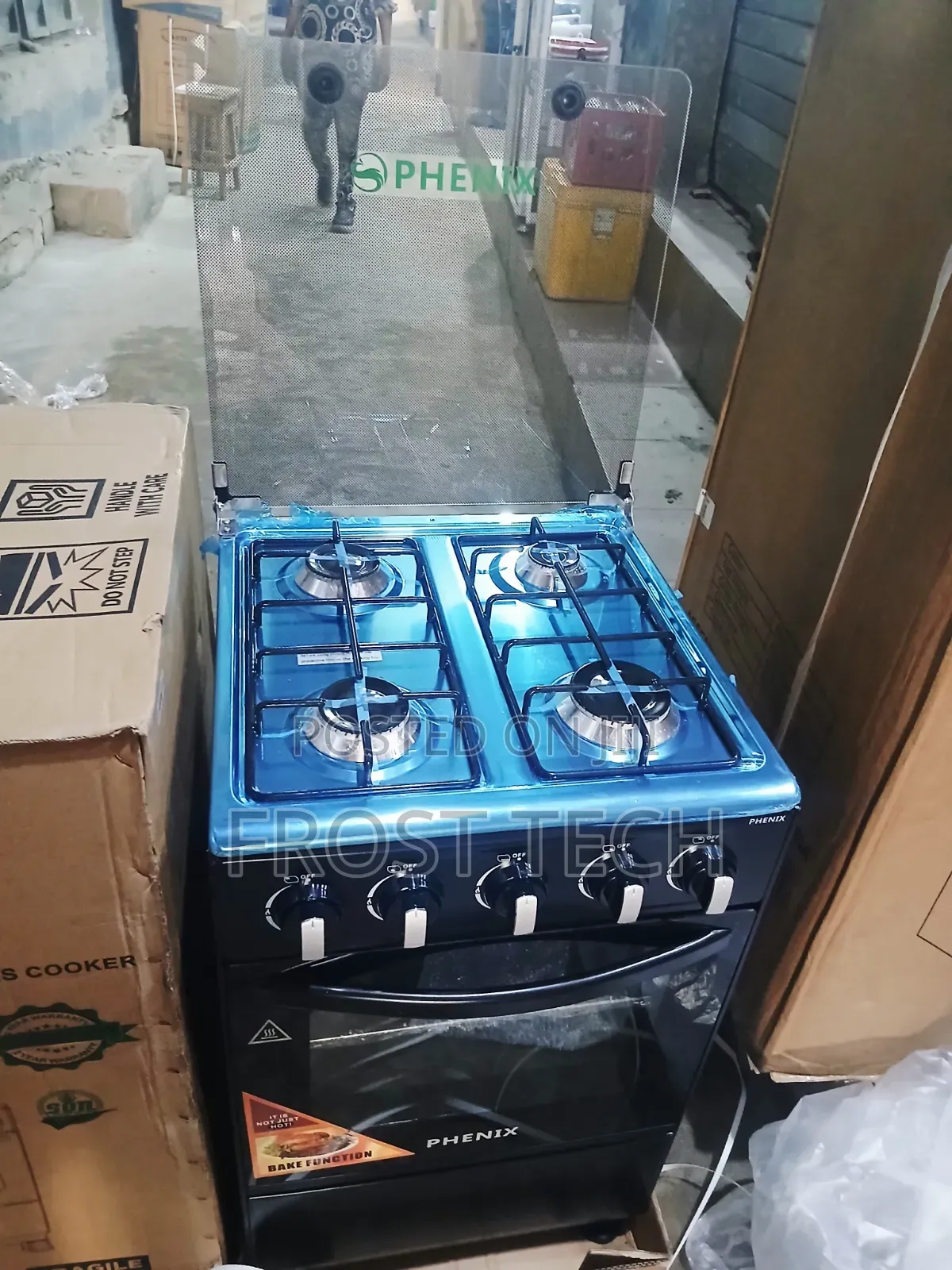 Phenix 4 Gas Burner Standing Cooker With Oven.