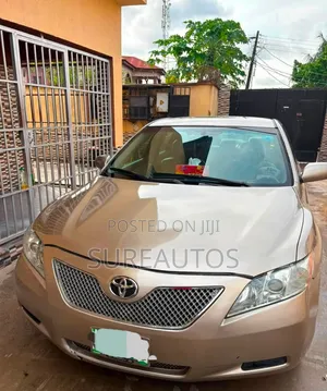 Toyota Camry LE 4dr Sedan (2.4L 4cyl 5A) 2007 Gold