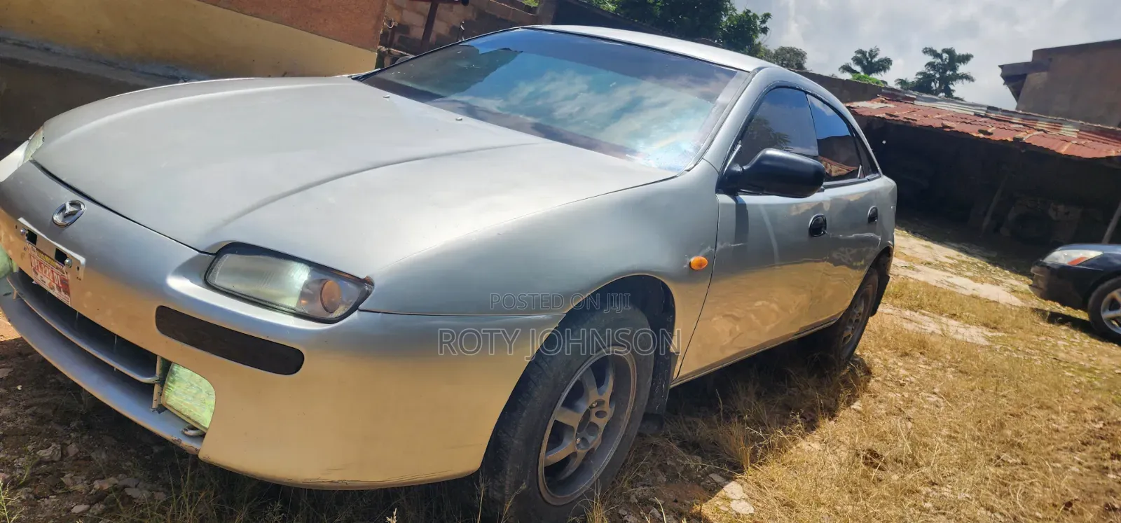 Mazda 323 2000 Silver