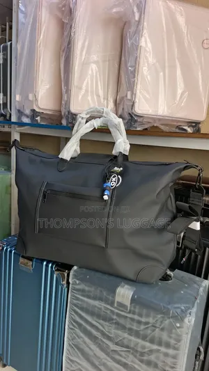 Resistance Leather Travelling Bag