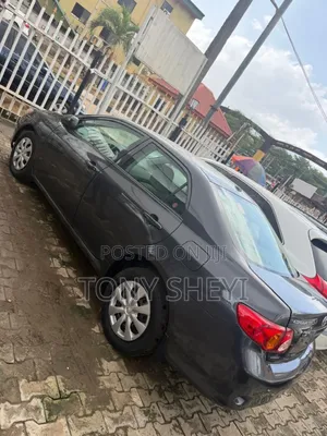 Toyota Corolla 2009 Gray