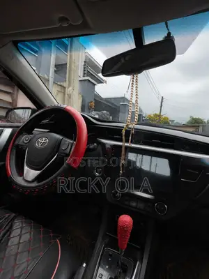 Toyota Corolla Altis 2014 Black