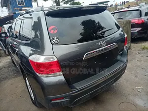 Toyota Highlander 2013 Gray