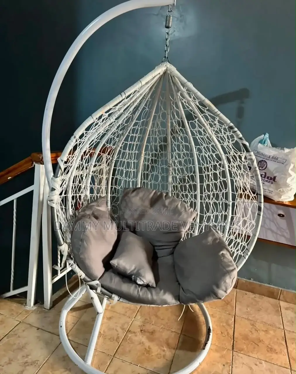 Hanging Egg Chair