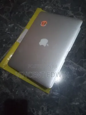 Laptop Apple MacBook Pro 2016 8GB Intel Core i5 SSD 256GB