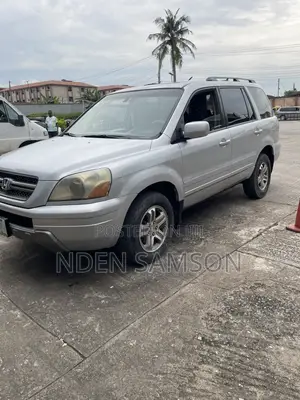 Honda Pilot 2004 Silver