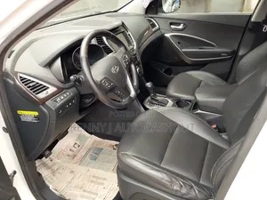 Hyundai Santa Fe 2018 White
