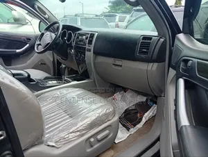 Toyota 4-Runner 2006 Black