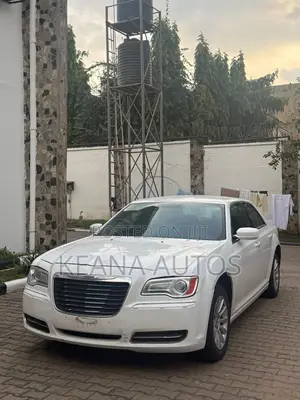 Chrysler 300 2014 White