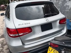 Mercedes-Benz GLC-Class 2016 Silver
