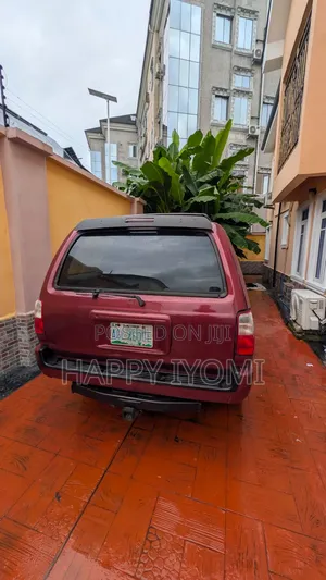 Toyota 4-Runner 2002 Red