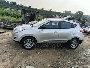 Hyundai Tucson 2013 Silver