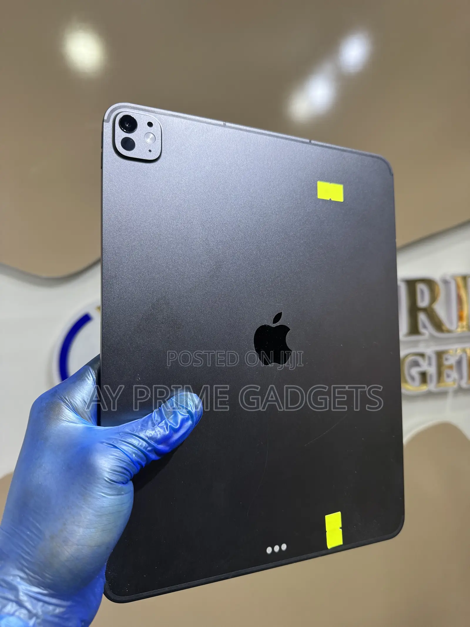 Apple iPad Pro 13 (2025) 256 GB Gray