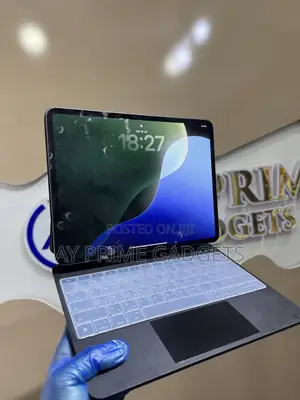 Apple iPad Pro 13 (2025) 256 GB Gray
