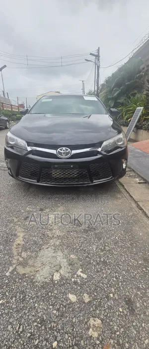 Toyota Camry SE 4dr Sedan (2.5L 4cyl 6A) 2017 Black