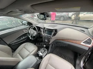 Hyundai Santa Fe 2017 Gray