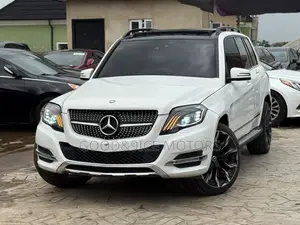 Mercedes-Benz GLK-Class 350 4MATIC 2014 White