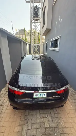 Lexus ES 2014 Black