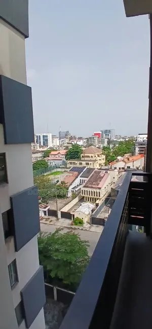 Furnished 3bdrm Apartment in Ademola Adetokunbo for rent