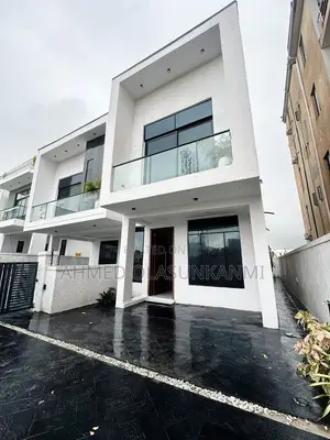 Furnished 4bdrm Duplex in Ikota for sale