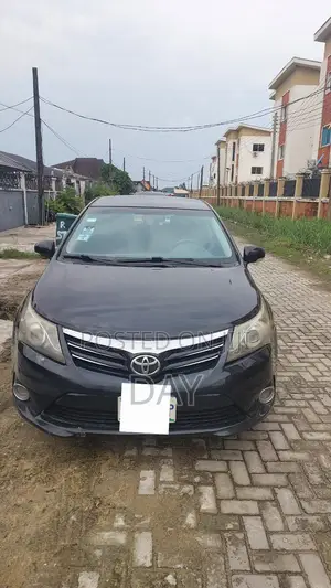 Toyota Avensis 2.0 Advanced Automatic 2010 Black