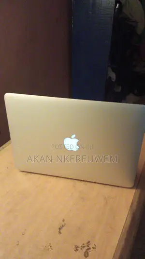 Laptop Apple MacBook 2017 8GB Intel Core i5 SSD 256GB
