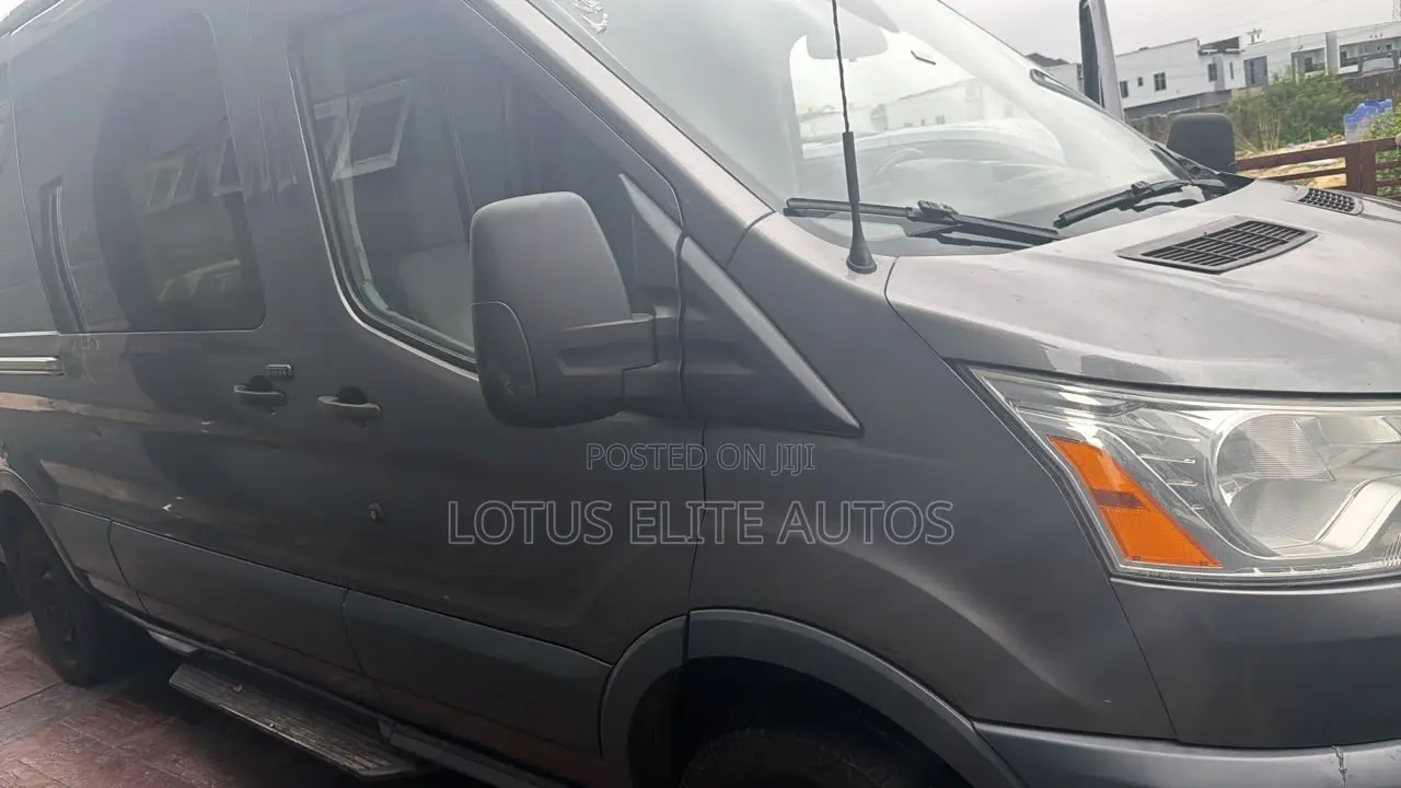 Ford Transit 2015 Grey
