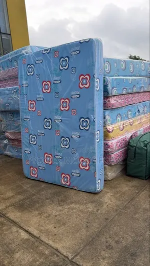 75x54x8 Inches Mouka Flora Hard Mattress