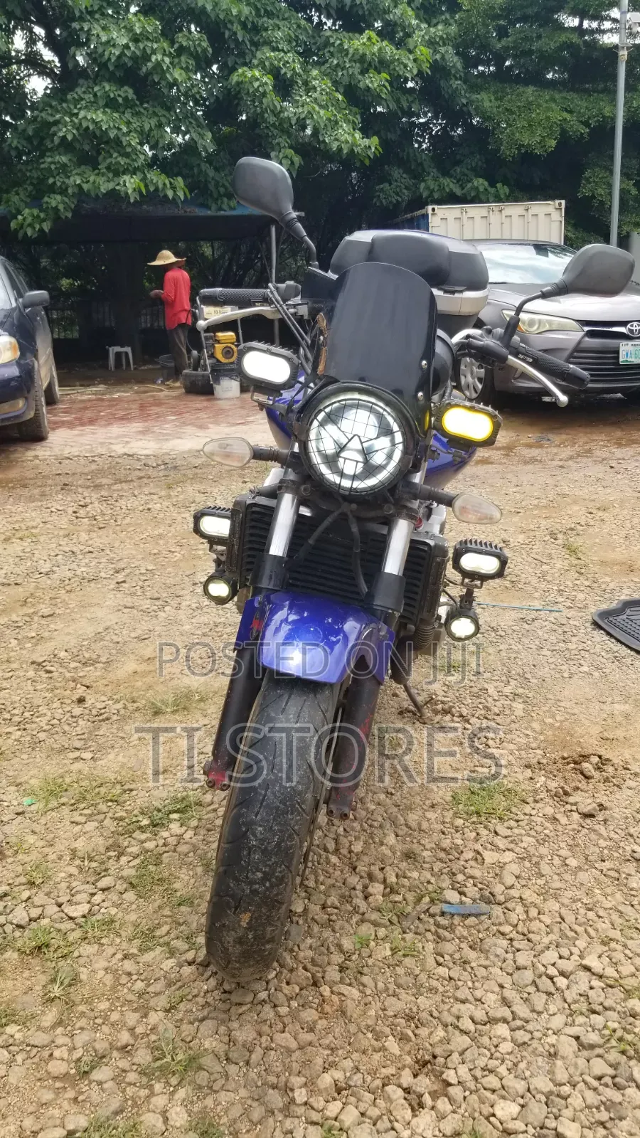 Honda CB 2005 Blue