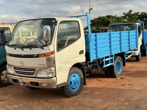 Toyota Truck Dyna 200