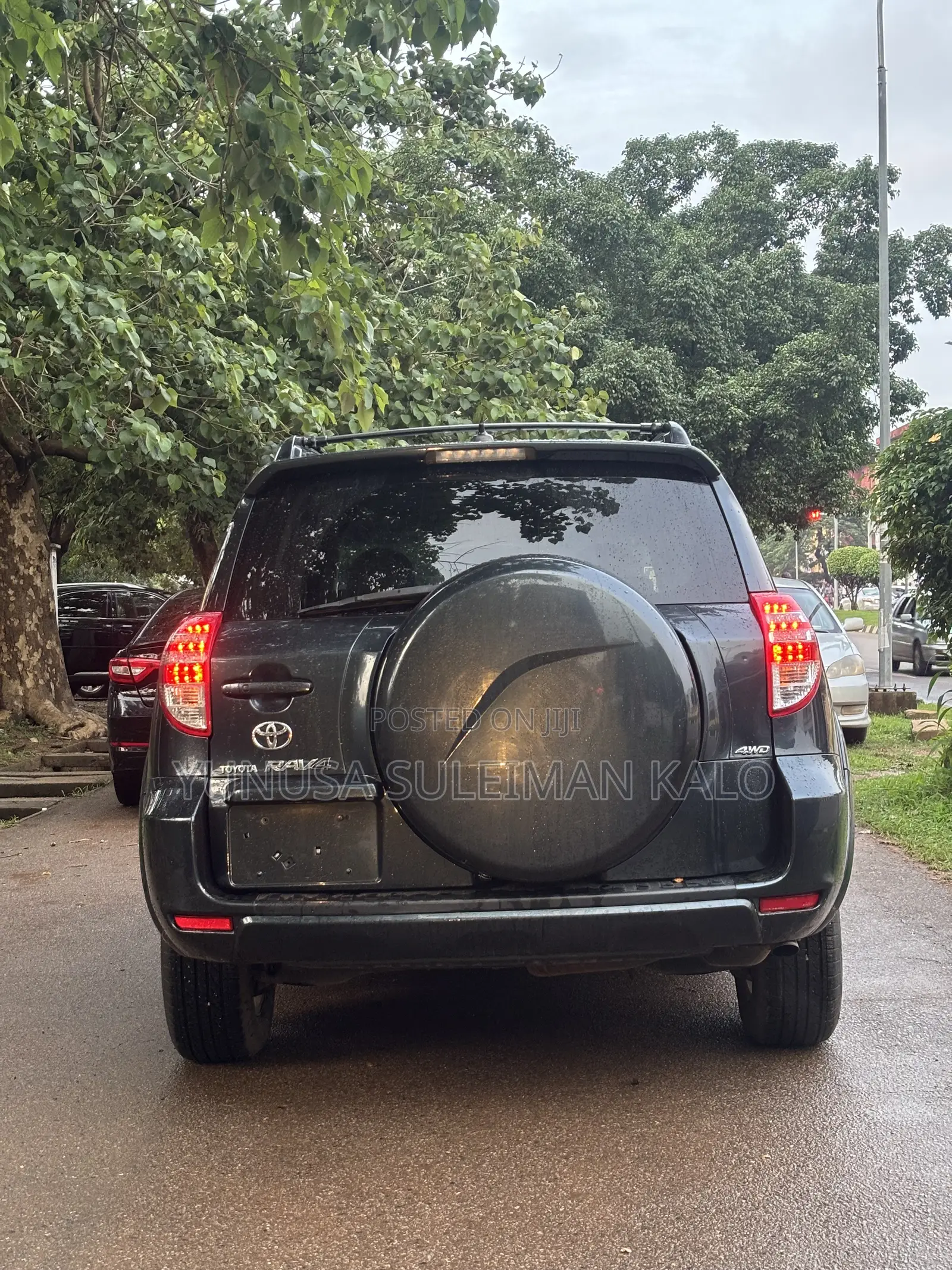 Toyota RAV4 2010 Blue