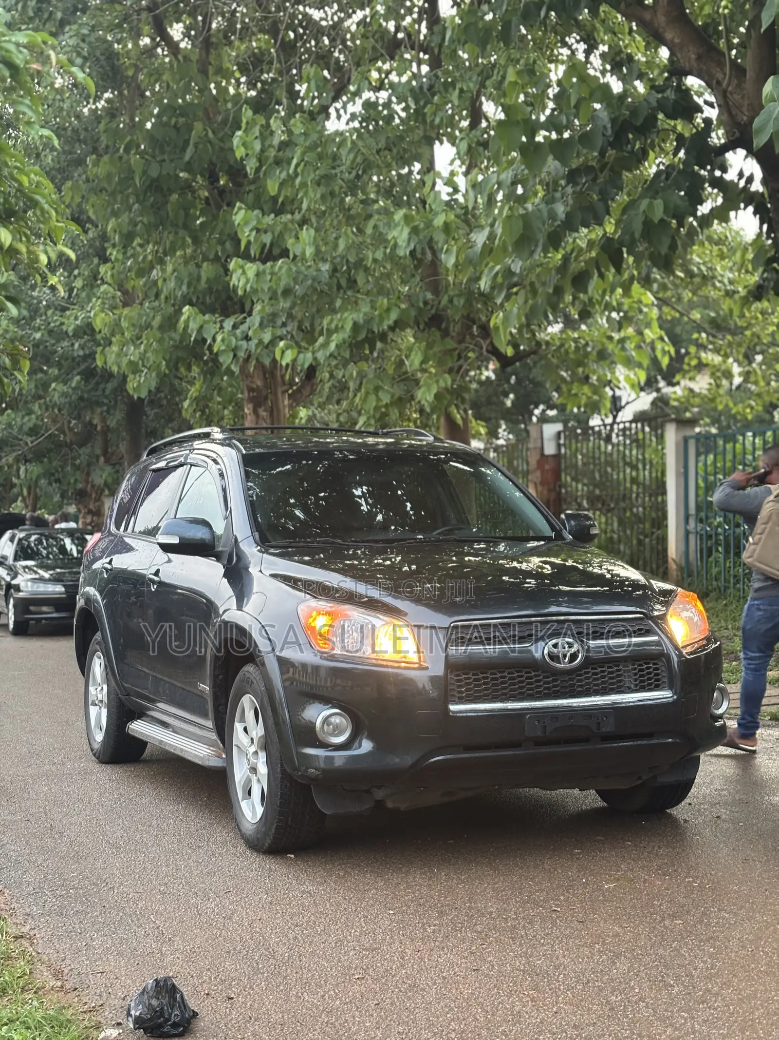 Toyota RAV4 2010 Blue
