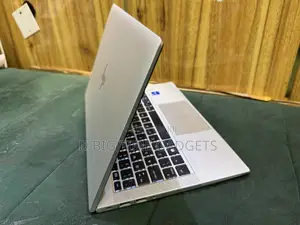 Laptop HP EliteBook 830 G8 16GB Intel Core i5 SSD 256GB