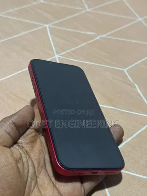 Apple iPhone 13 256 GB Red