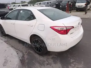Toyota Corolla 2014 White