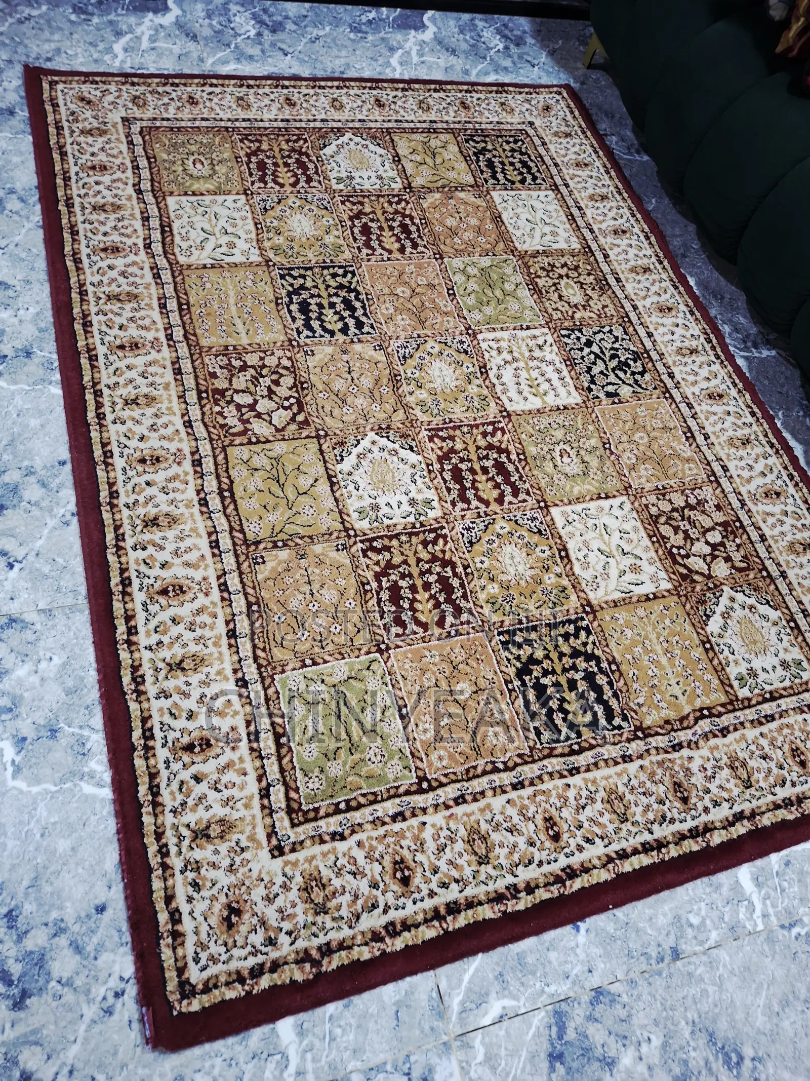 Centre Rug
