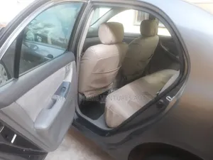 Toyota Corolla 2005 Gray