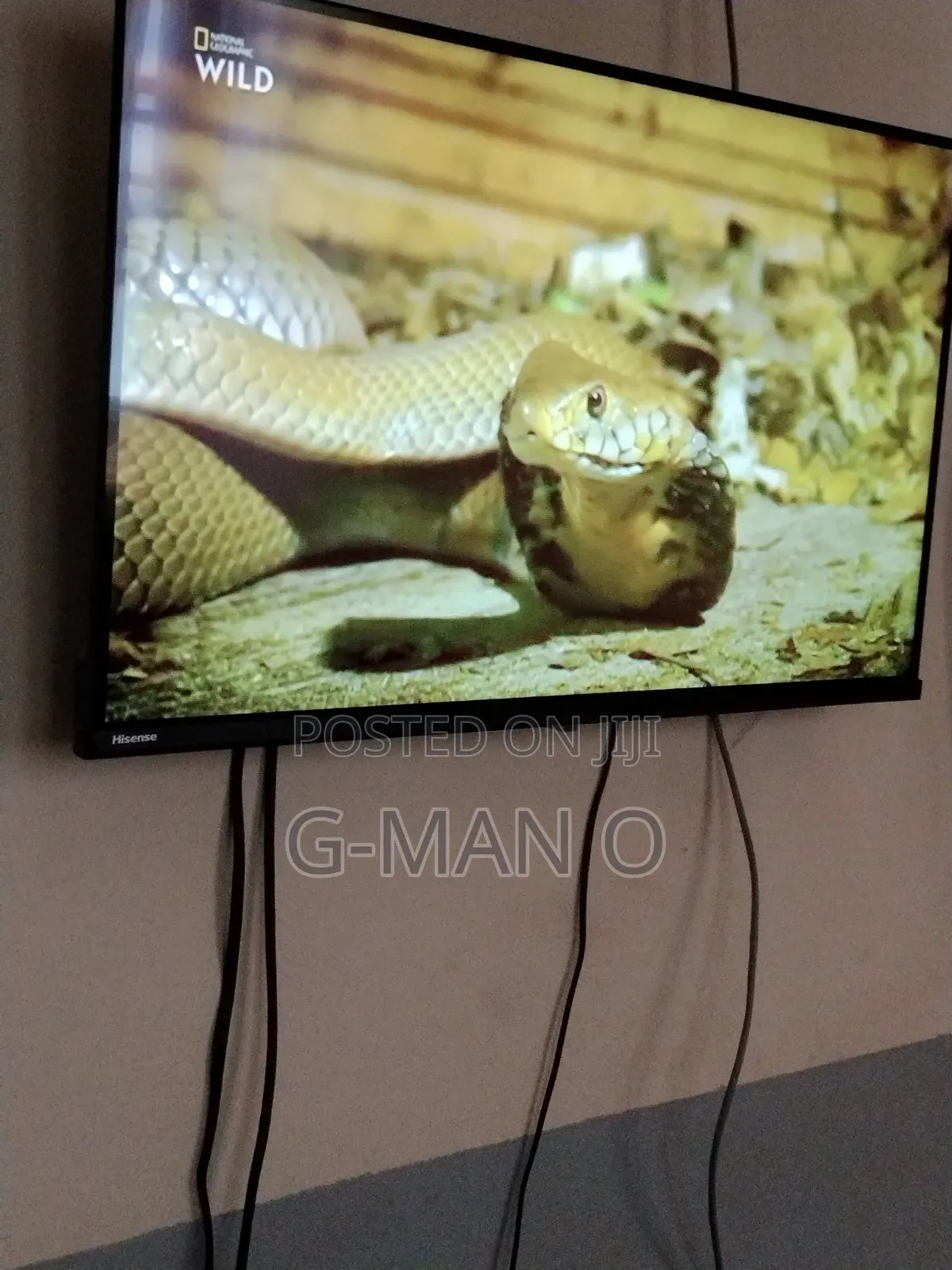Hisense Smart TV 32 Inches