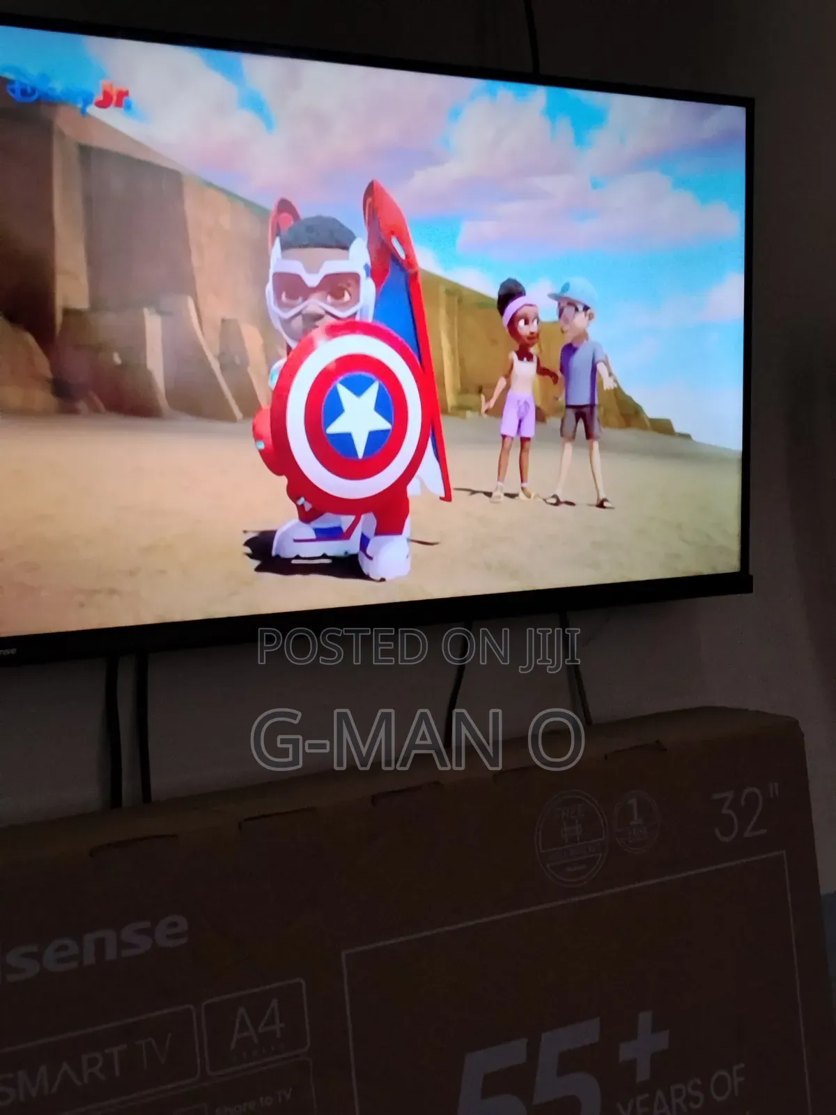 Hisense Smart TV 32 Inches