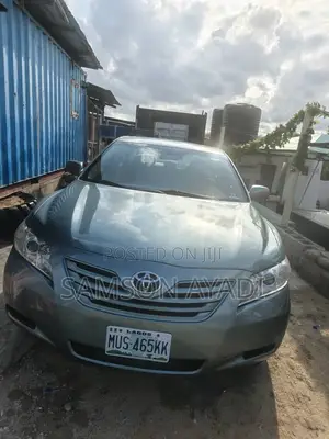 Toyota Camry LE 4dr Sedan (2.4L 4cyl 5A) 2009 Green