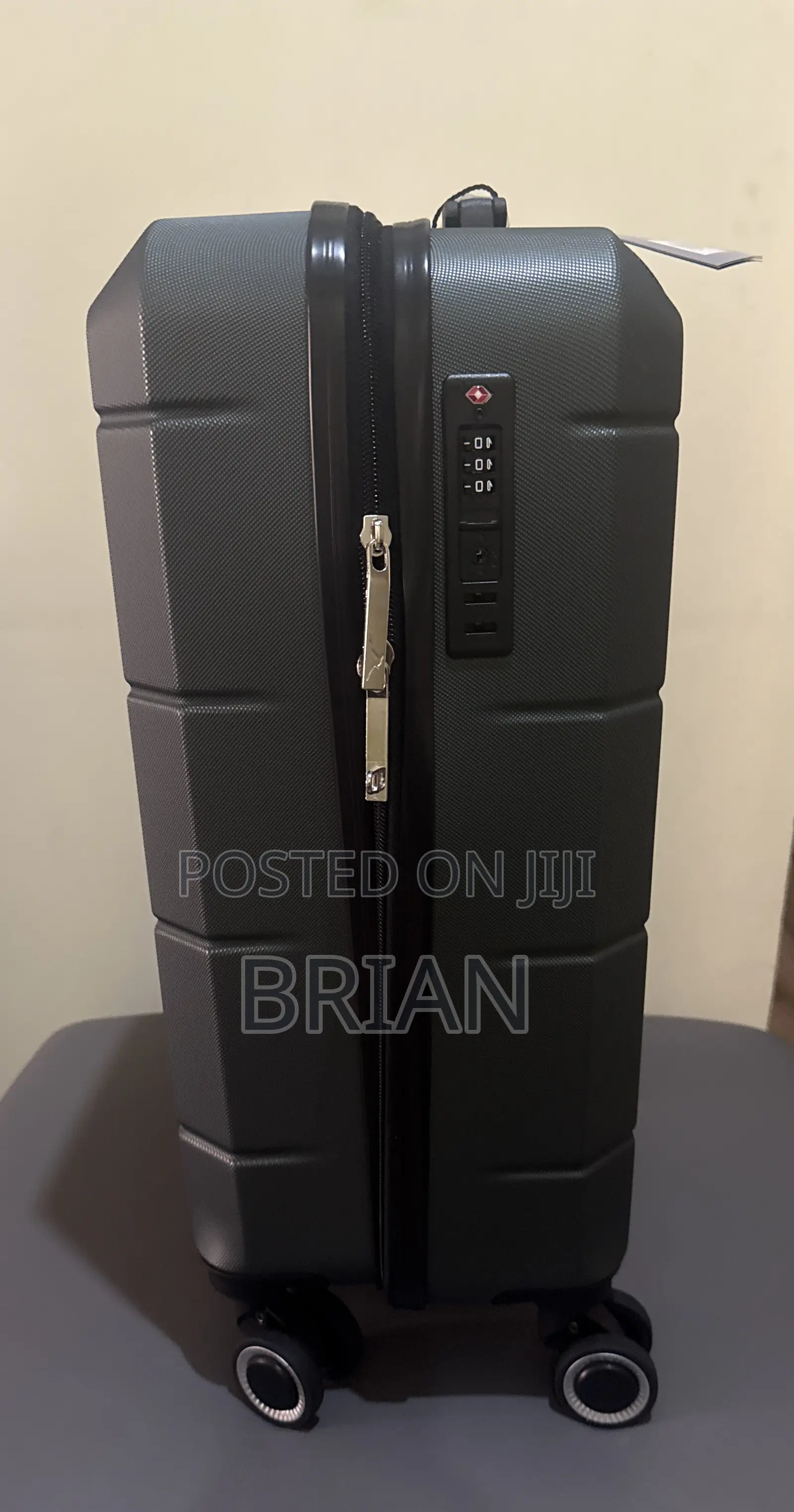 Lugg Cabin Suitcase