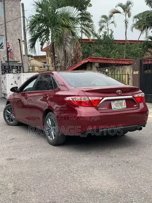 Toyota Camry 2016 Burgundy