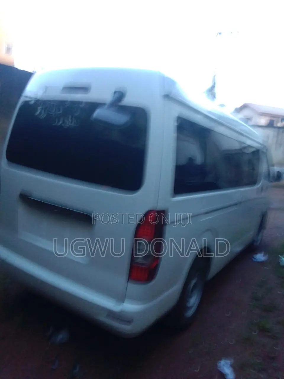 Toyota HiAce 2018 White